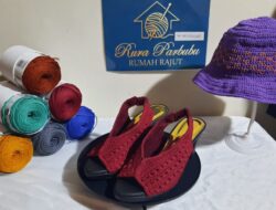 Pelaku Usaha: Di Rumah BUMN, Keunikan Sepatu & Sandal Rajut dari Tarutung Dibantu Promosikan