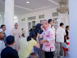 Bang Molen dan Yuk Monica Gelar Halal Bi halal Di Kediaman Rumah Dinas Wali Kota