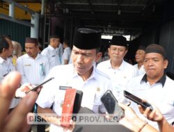 Pj Gubernur Suganda Bertakziah, Sampaikan Duka Cita Wafatnya Nico Plamonia