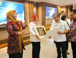 Pemkot Pangkalpinang Terima Penghargaan Terbaik 1 Paritrana Award Tingkat Provinsi Kepulauan Bangka Belitung