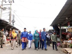 Pj Wako Pangkalpinang Sidak Pasar, Dipastikan Stok Aman Jelang Lebaran